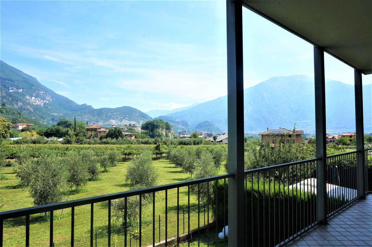 Apartament Deluxe Mayde Apartman Riva del Garda Kültér fotó